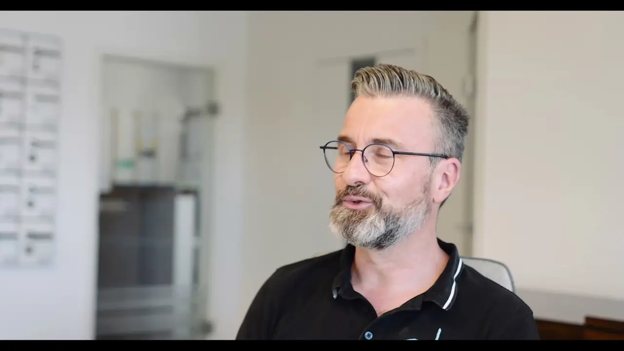 Standbild aus dem Video: Andreas Kunz, Schreinerei Andreas Kunz