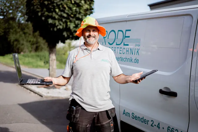 Foto aus der Produktion für Rode Glasfasertechnik